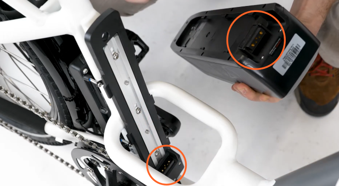 Battery and mounting tray - marked1.png
