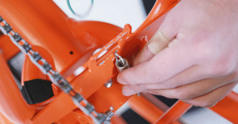 Install top of spring.gif